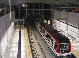 Metro y Teleférico extienden sus horarios para los fines de semana