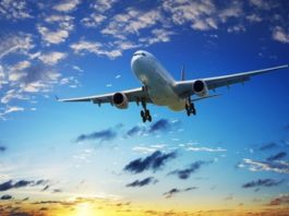 Ministerios de Salud Pública y Turismo piden suspender vuelos desde Reino Unido por nueva cepa de coronavirus