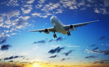 Ministerios de Salud Pública y Turismo piden suspender vuelos desde Reino Unido por nueva cepa de coronavirus