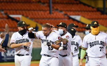 Águilas dejan a los Gigantes en el terreno con hit de Tejeda