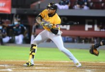 Águilas vencen a los Gigantes a domicilio