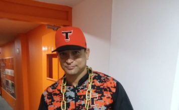 Jorge Martínez domina a las Águilas