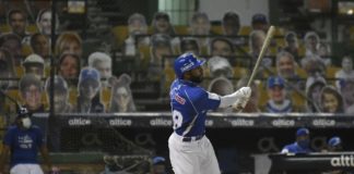 Narciso Crook hace historia con 3 HR en triunfo del Licey