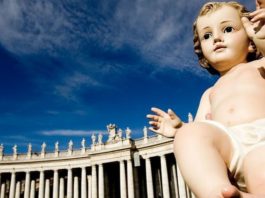 Cómo relatan los distintos evangelios las circunstancias del nacimiento de Cristo