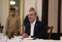 Dominicanos en NY piden al gobierno evitar “tráfico de influencia” en proceso de vacunación contra el COVID-19 en el país