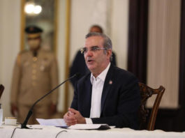 Dominicanos en NY piden al gobierno evitar “tráfico de influencia” en proceso de vacunación contra el COVID-19 en el país