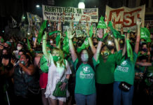 Senado Argentino aprueba proyecto de ley que legaliza el aborto