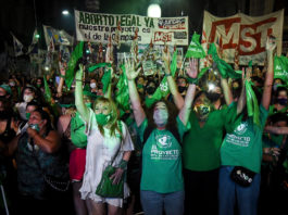 Senado Argentino aprueba proyecto de ley que legaliza el aborto