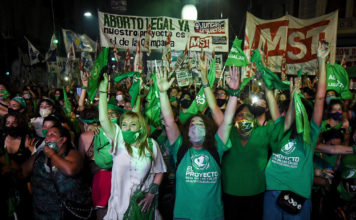 Senado Argentino aprueba proyecto de ley que legaliza el aborto