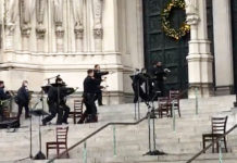 Un hombre es abatido por la policía tras abrir fuego contra un coro a las afueras de la Catedral de St. John en Nueva York