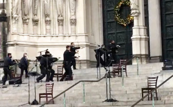 Un hombre es abatido por la policía tras abrir fuego contra un coro a las afueras de la Catedral de St. John en Nueva York
