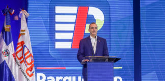 Presidente Abinader presenta Plan Nacional de Parqueo: orden y seguridad en el tráfico