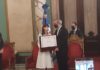Presidente Luis Abinader condecora a embajadora de EE.UU.