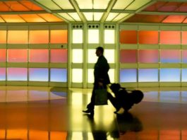 El hombre que vivió tres meses en un aeropuerto «por miedo al coronavirus»