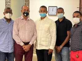 Andrés Burgos se une a organización de basket superior de Santiago