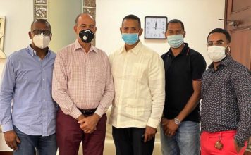 Andrés Burgos se une a organización de basket superior de Santiago