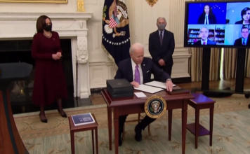 Biden pone en marcha su ambiciosa ofensiva contra la covid