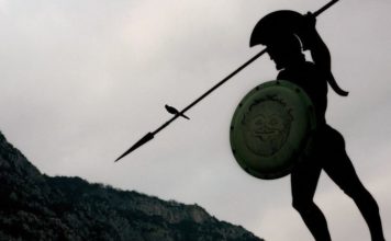 La fascinante historia del tsakonio, el antiguo idioma de Esparta que solo hablan 2000 personas