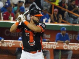 Toros anuncian regreso del receptor Fernando Flores