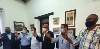 Jorge Torres gana en las elecciones de la ACD
