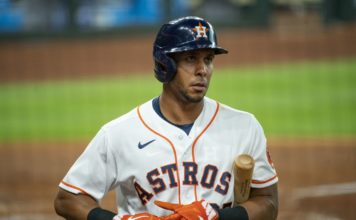 Brantley se queda con Houston por 2 temporadas