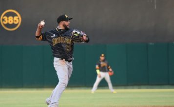 Águilas vencen a los Gigantes y se mantienen con vida