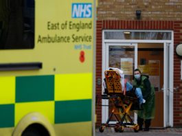 Reino Unido vuelve al confinamiento de marzo para evitar el desbordamiento de los hospitales