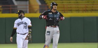 Gigantes derrotan a las Águilas y se ponen a ley de uno para el campeonato