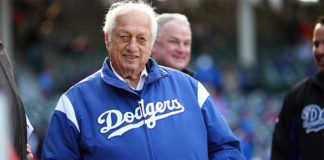 Muere el legendario beisbolista Tommy Lasorda