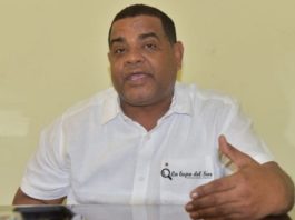 Disponen aumento salarial de hasta un 43% para el síndico y concejales de Barahona