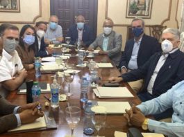 Presidente logra consenso para reforma de ley 28-01