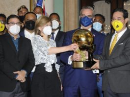 Abinader a Águilas Cibaeñas: “Ganar siete de siete no es tarea fácil”