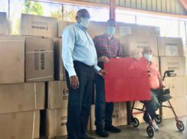 Dirección Provincial de Deportes de Puerto Plata recibe tabloncillo de Sosua
