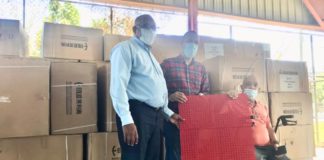 Dirección Provincial de Deportes de Puerto Plata recibe tabloncillo de Sosua