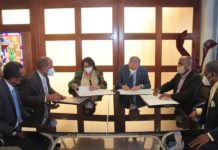 Entidades firman acuerdo para aumento salarial a la UASD