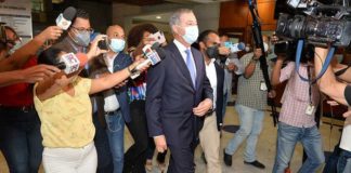 Es por desfalco y corrupción que investigan a exfuncionarios