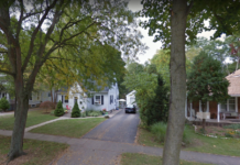 ‘Viaja al pasado’ con Google Maps y se topa con una estampa que le hace llorar (VIDEO)