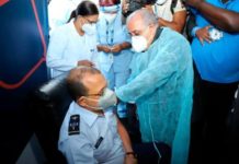 Primer vacunado no ha presentado efectos secundarios tras 14 horas de inoculación