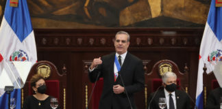 Presidente Abinader anuncia solución a “peaje sombra”