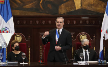 Presidente Abinader anuncia solución a “peaje sombra”