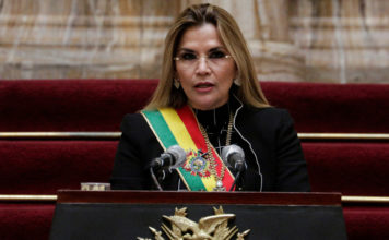 La Policía de Bolivia captura a la expresidenta de facto Jeanine Áñez