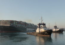 El presidente egipcio anuncia que la operación para desbloquear el Canal de Suez ha concluido con éxito