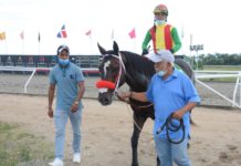 Huracán P gana Trofeo Cronistas Deportivos en el V Centenario