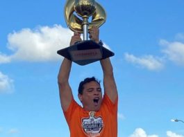 Toros extienden contrato a Raymond Abreu