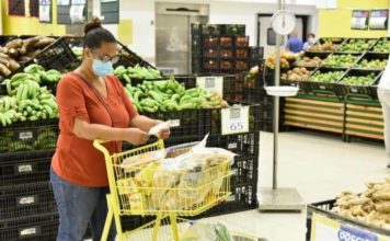 Salario promedio solo alcanza para comprar 71 % de la canasta familiar