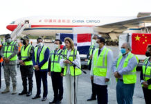 Más de un 1 millón de vacunas para combatir el COVID-19 llegaron a RD desde China