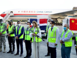 Más de un 1 millón de vacunas para combatir el COVID-19 llegaron a RD desde China