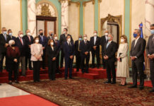 Presidente juramenta grupo para transformar y profesionalizar la PN