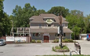 Nuevo tiroteo mortal en EEUU: Al menos tres fallecidos y dos heridos graves en una taberna de Wisconsin