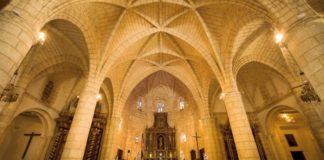Iglesia Católica denuncia en Sermón de las 7 Palabras extorsiones y chantajes de periodistas y comunicadores